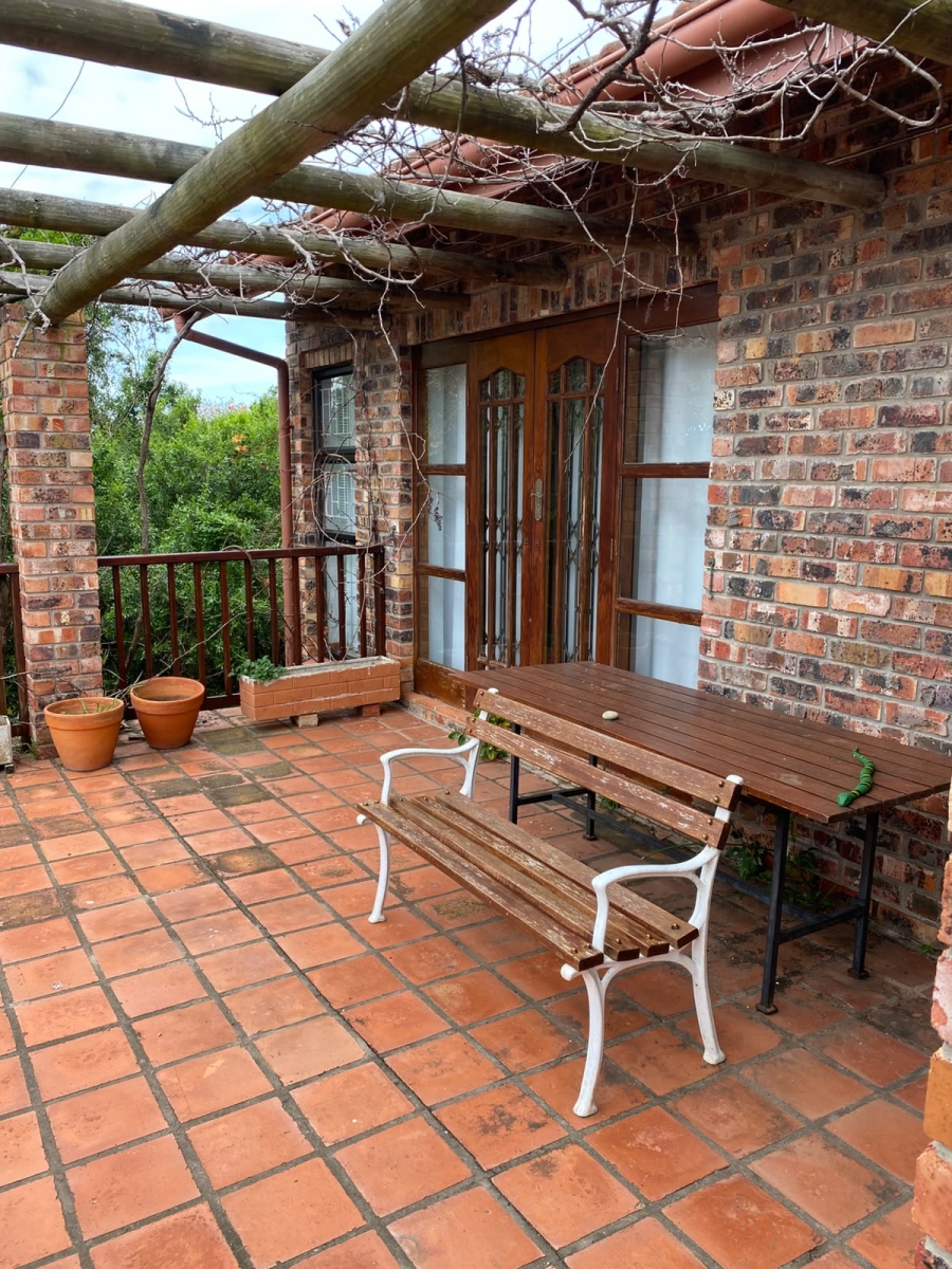 3 Bedroom Property for Sale in Seafield Eastern Cape